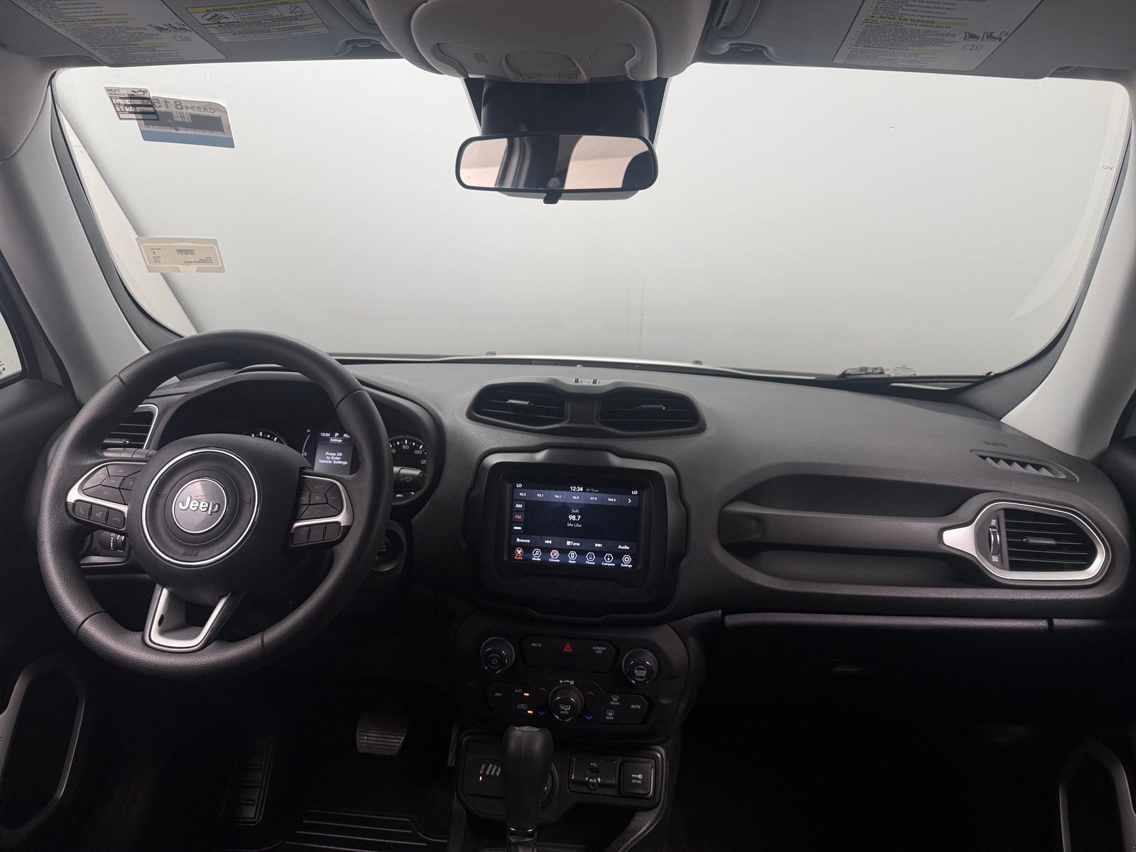 Thumbnail: 2019 Jeep Renegade - 3