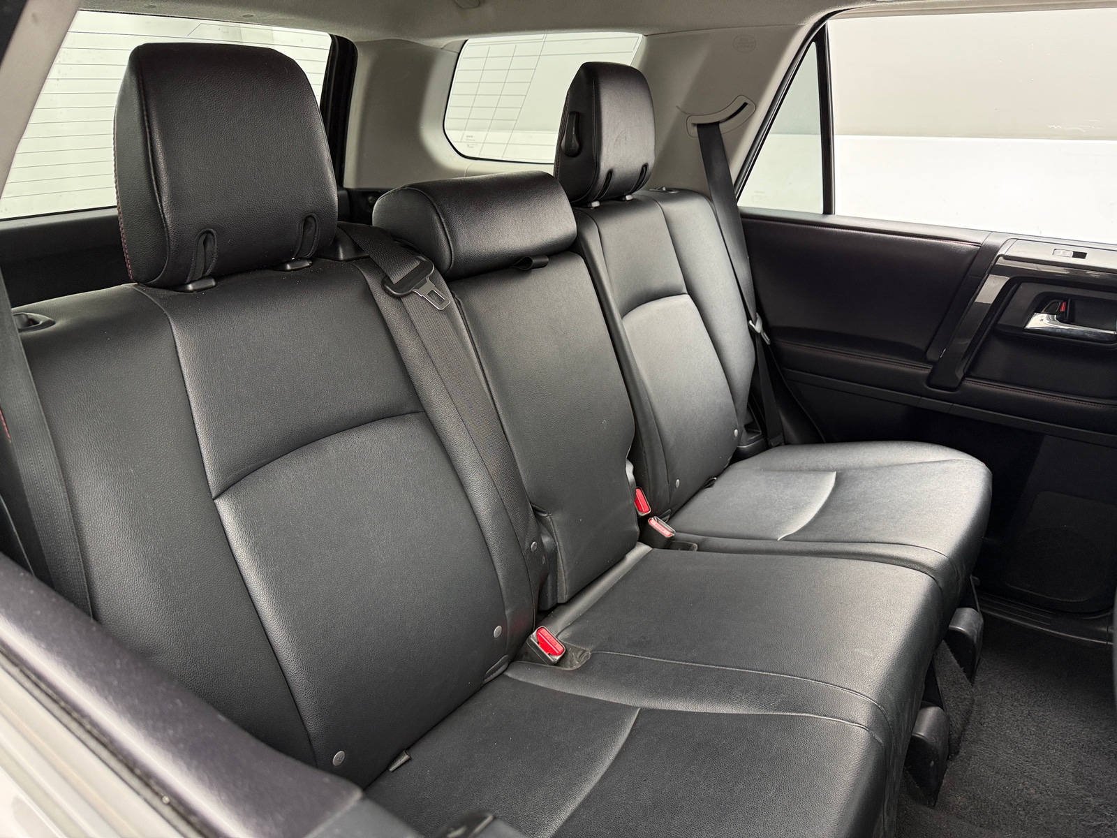 Thumbnail: 2016 Toyota 4Runner - 6