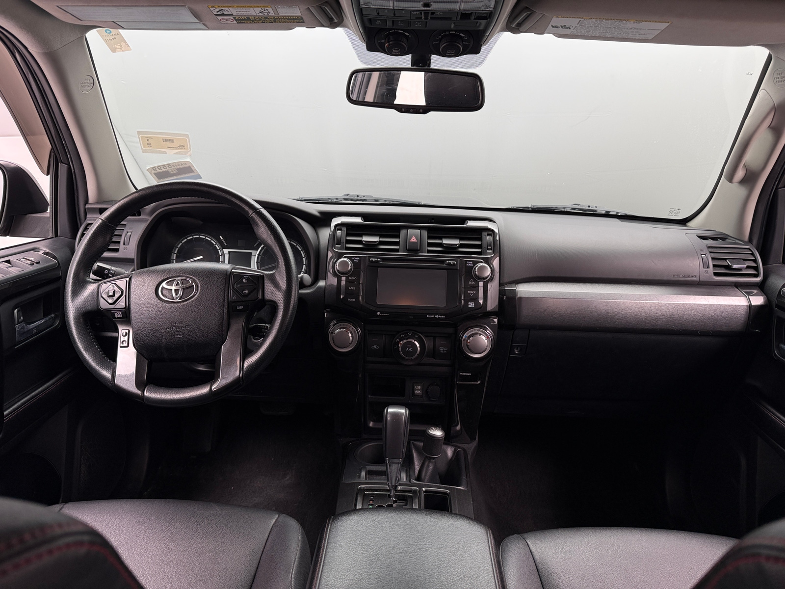 Thumbnail: 2016 Toyota 4Runner - 3