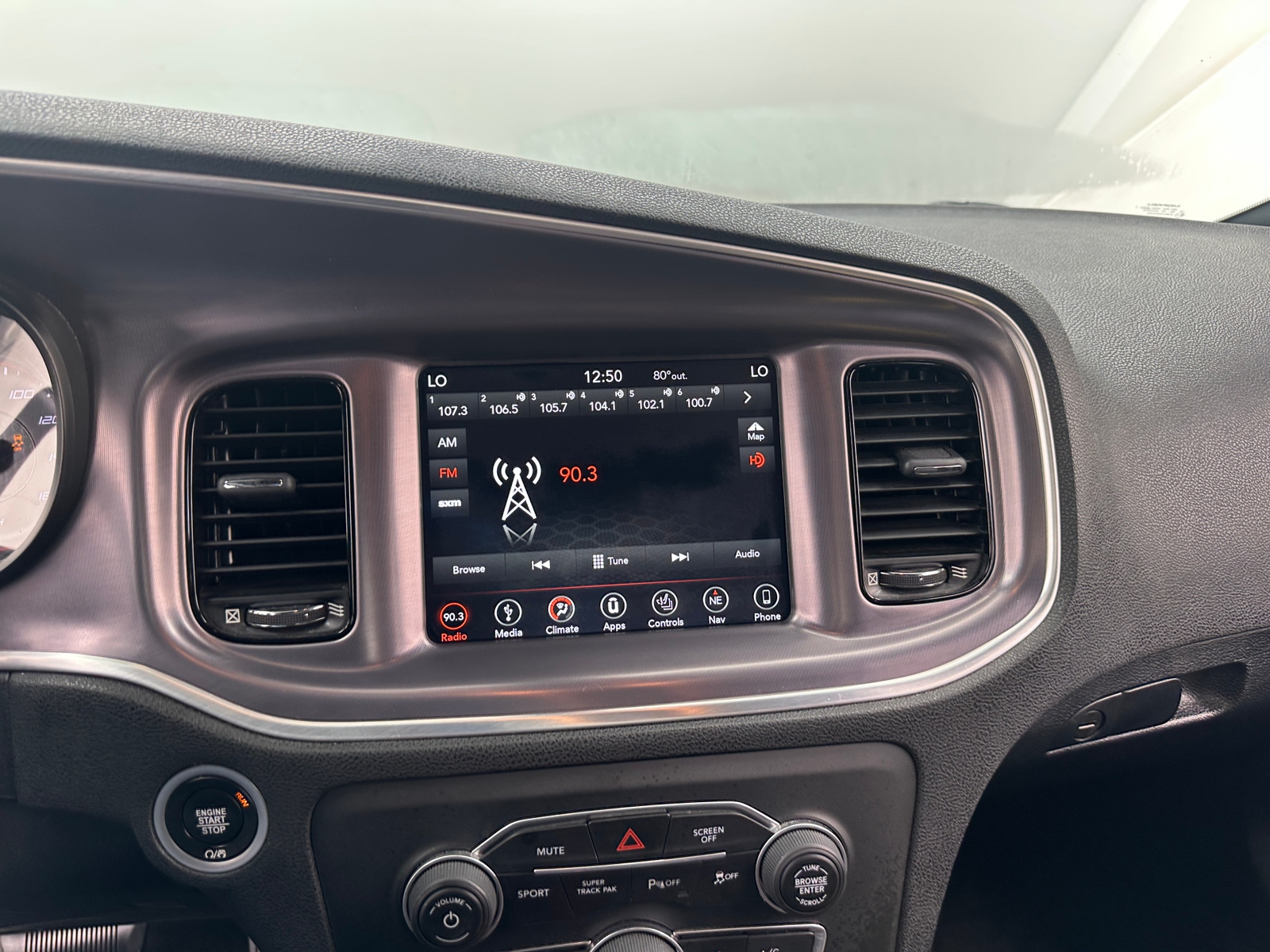 Thumbnail: 2019 Dodge Charger - 4