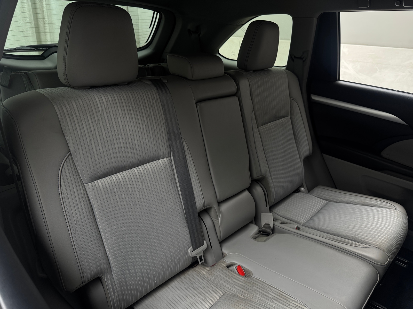 Thumbnail: 2019 Toyota Highlander - 5