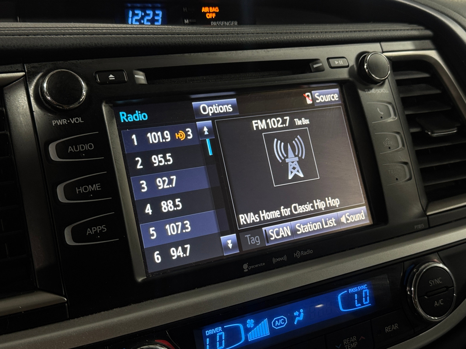 Thumbnail: 2019 Toyota Highlander - 3