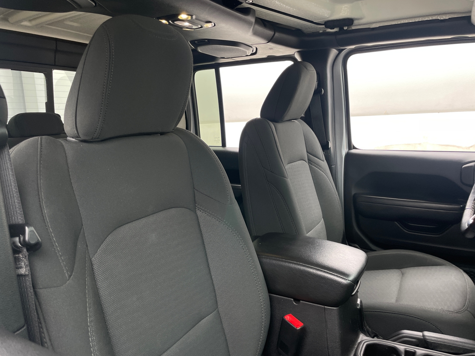Thumbnail: 2020 Jeep Gladiator - 2
