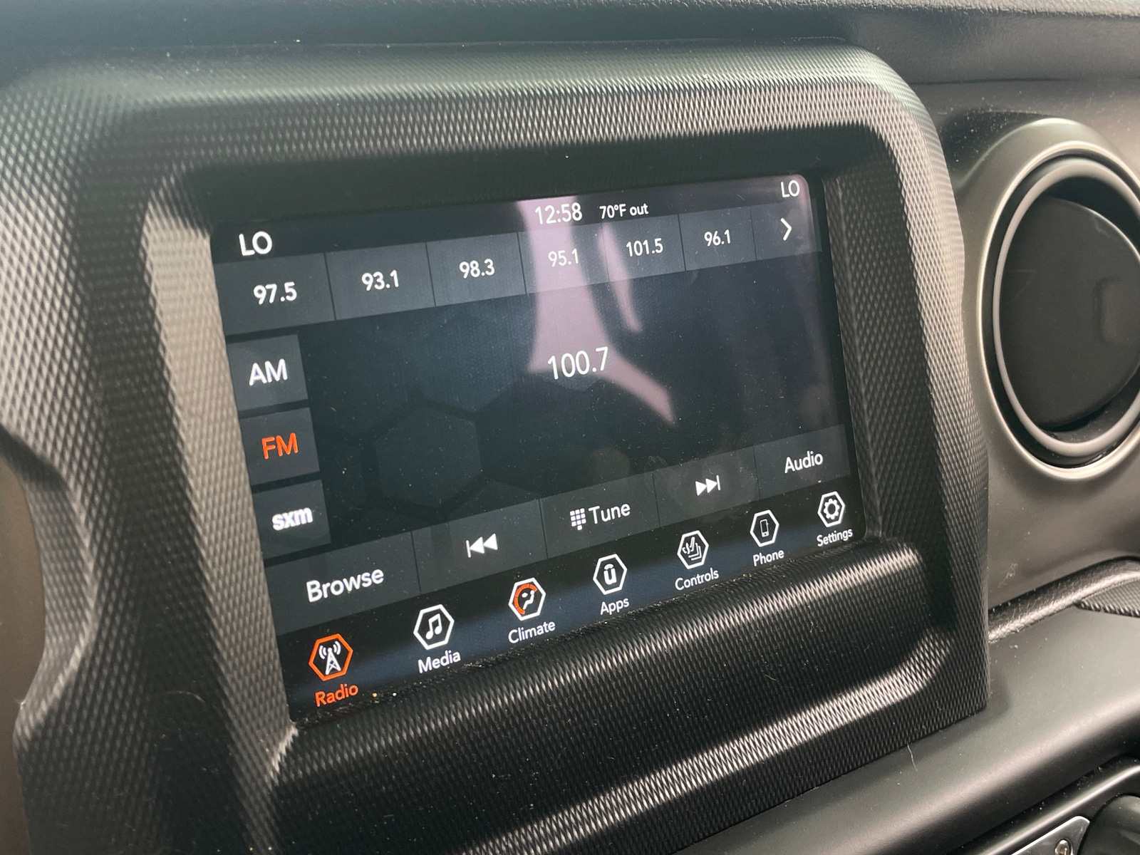 Thumbnail: 2020 Jeep Gladiator - 4