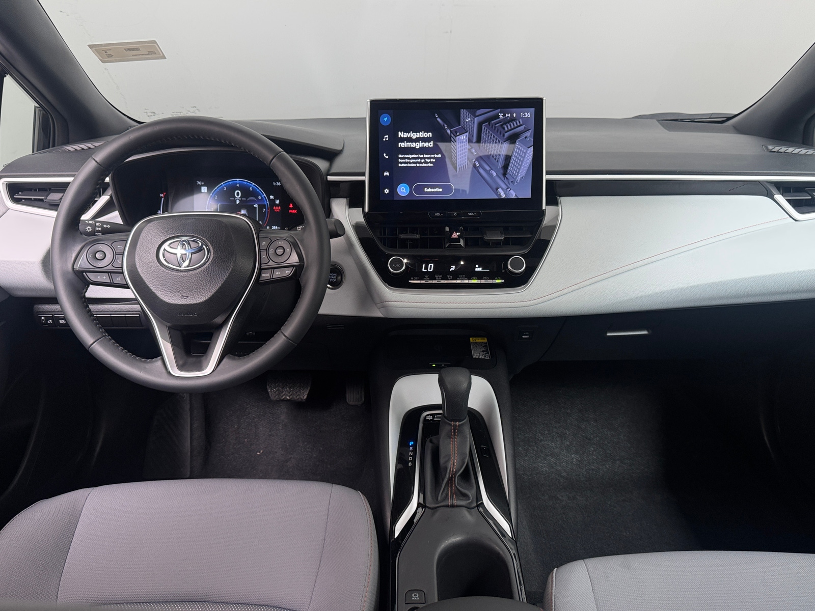 Thumbnail: 2025 Toyota Corolla - 3