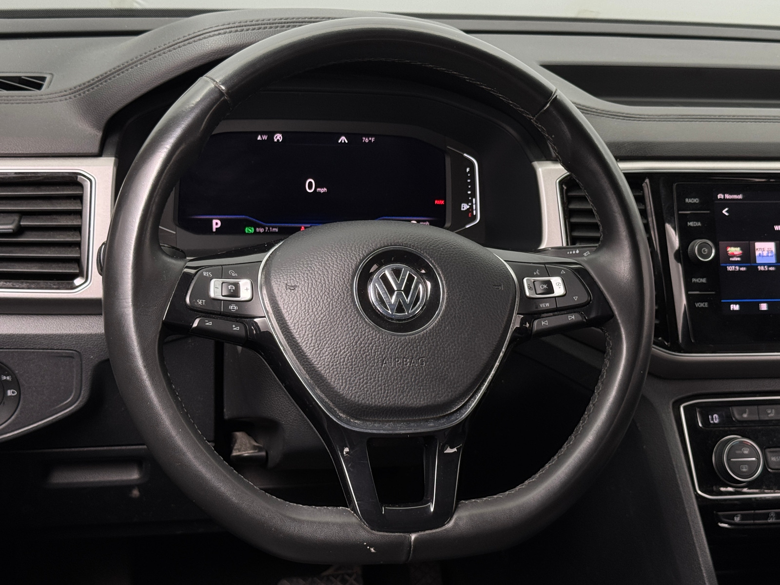 Thumbnail: 2019 Volkswagen Atlas - 4