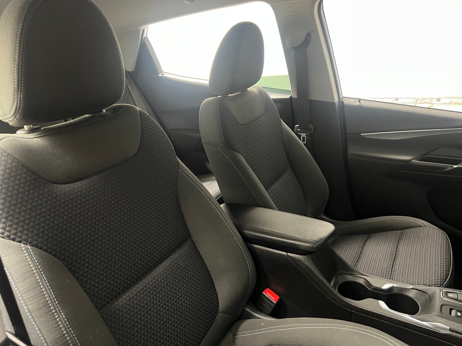 Thumbnail: 2023 Chevrolet Bolt EV - 2