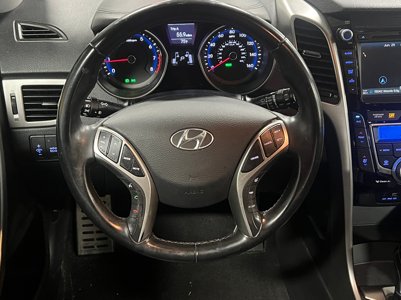 Thumbnail: 2016 Hyundai Elantra - 4