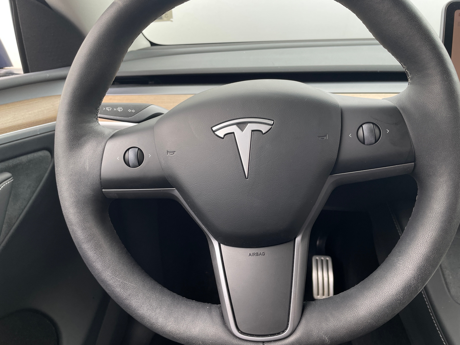 Thumbnail: 2024 Tesla Model Y - 4