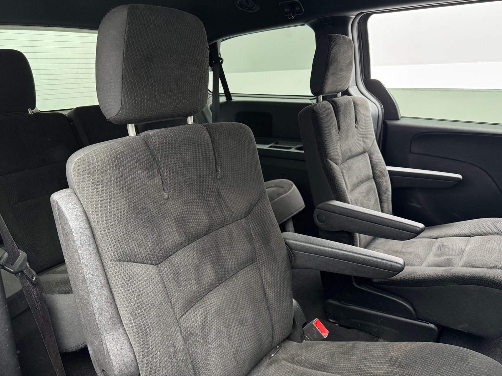 Thumbnail: 2018 Dodge Grand Caravan - 6