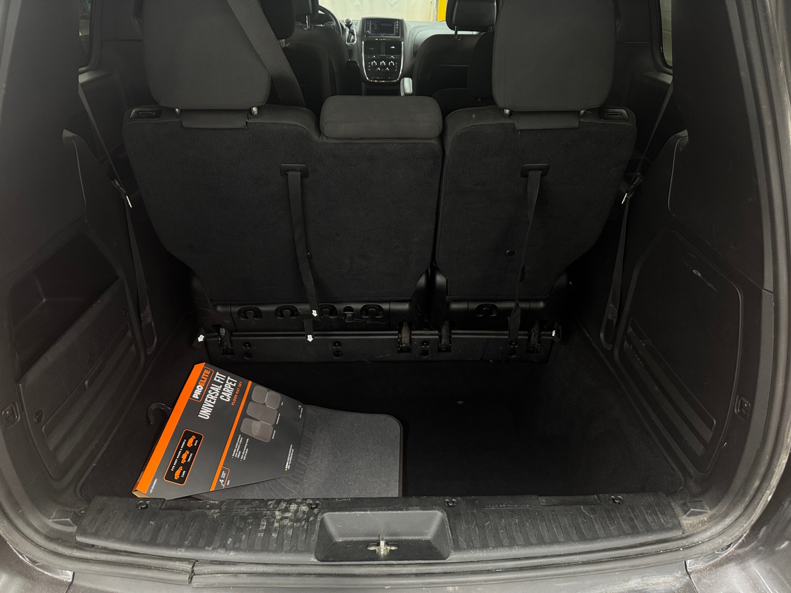 Thumbnail: 2018 Dodge Grand Caravan - 7