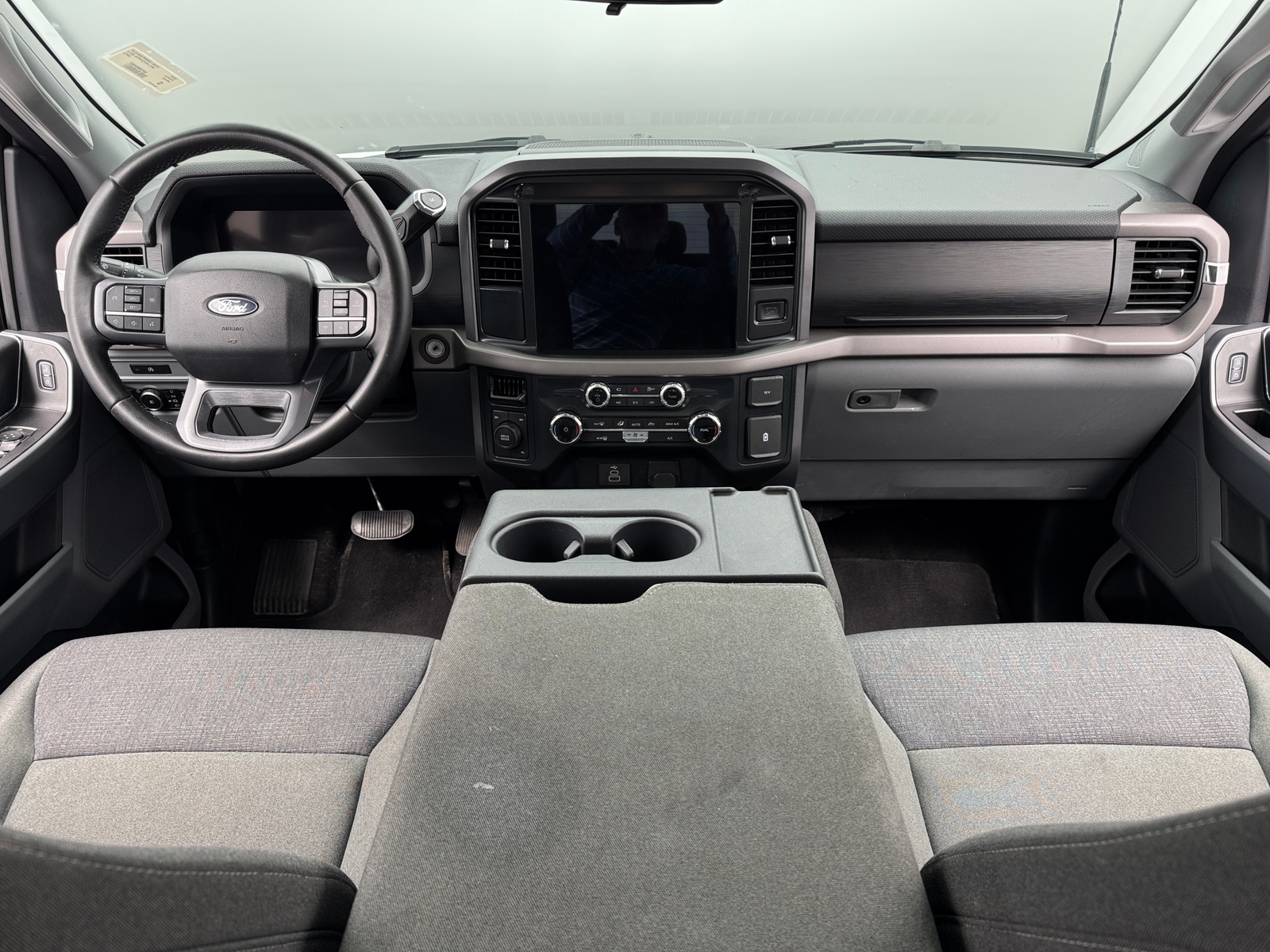 Thumbnail: 2025 Ford Econoline - 3