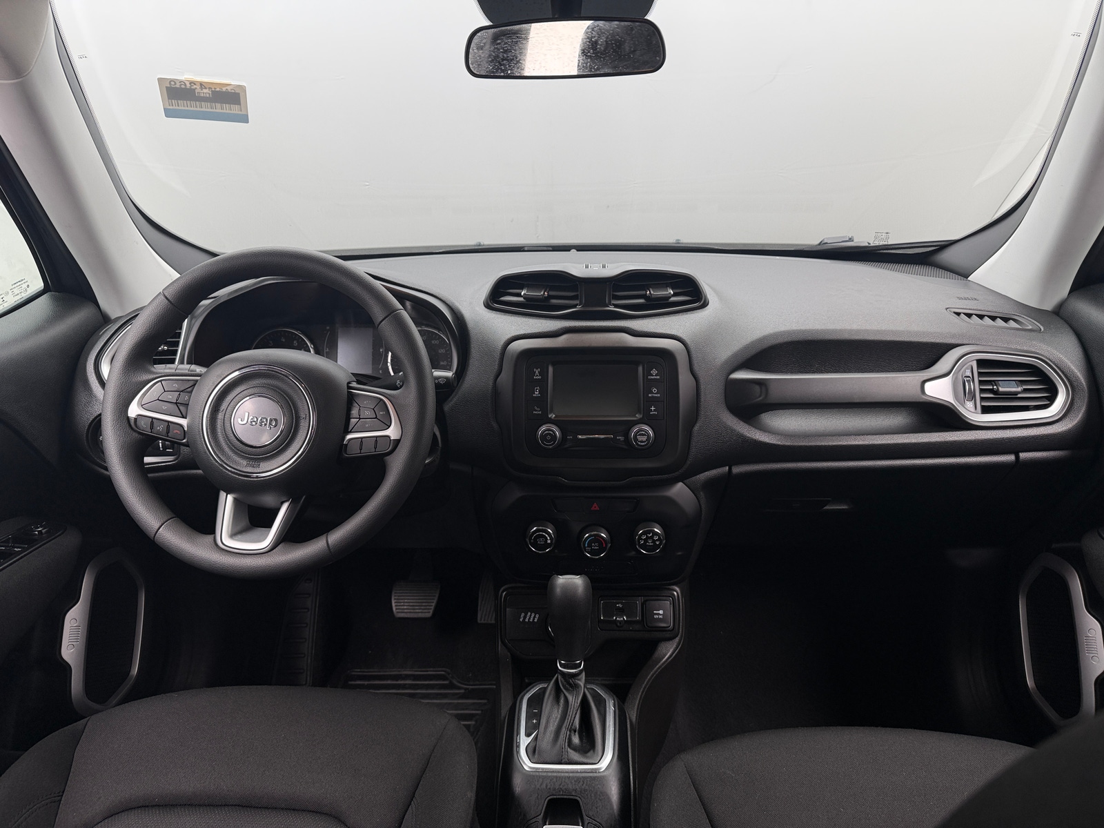 Thumbnail: 2020 Jeep Renegade - 3