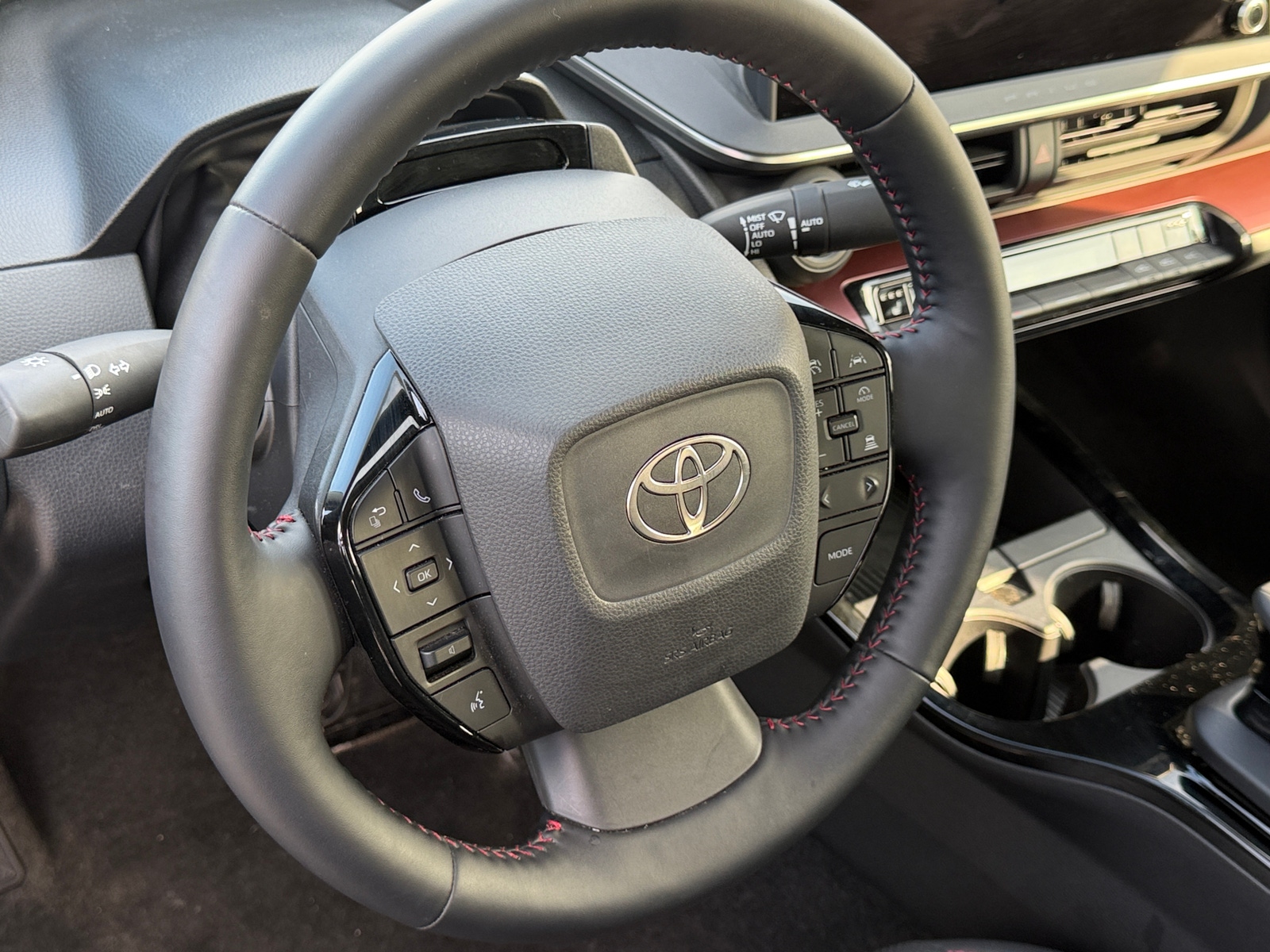 Thumbnail: 2023 Toyota Prius Prime - 4