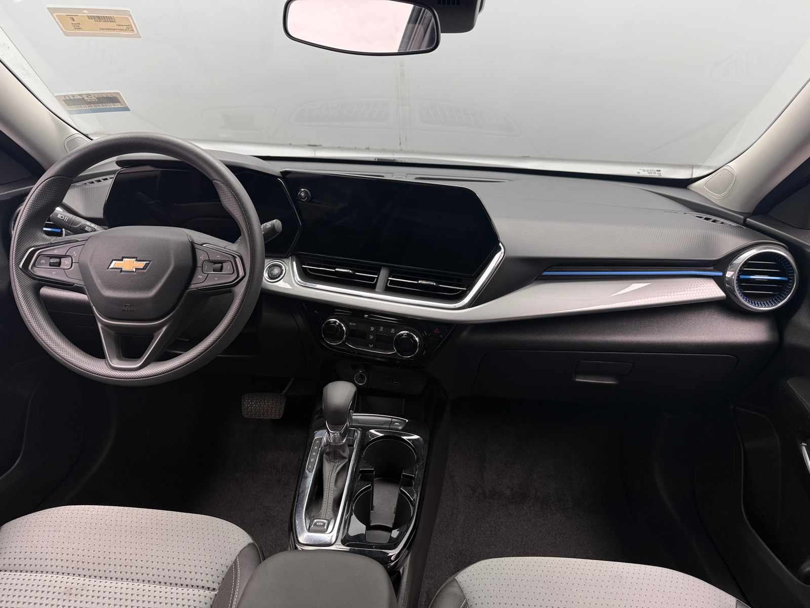 Thumbnail: 2025 Chevrolet Trax - 3