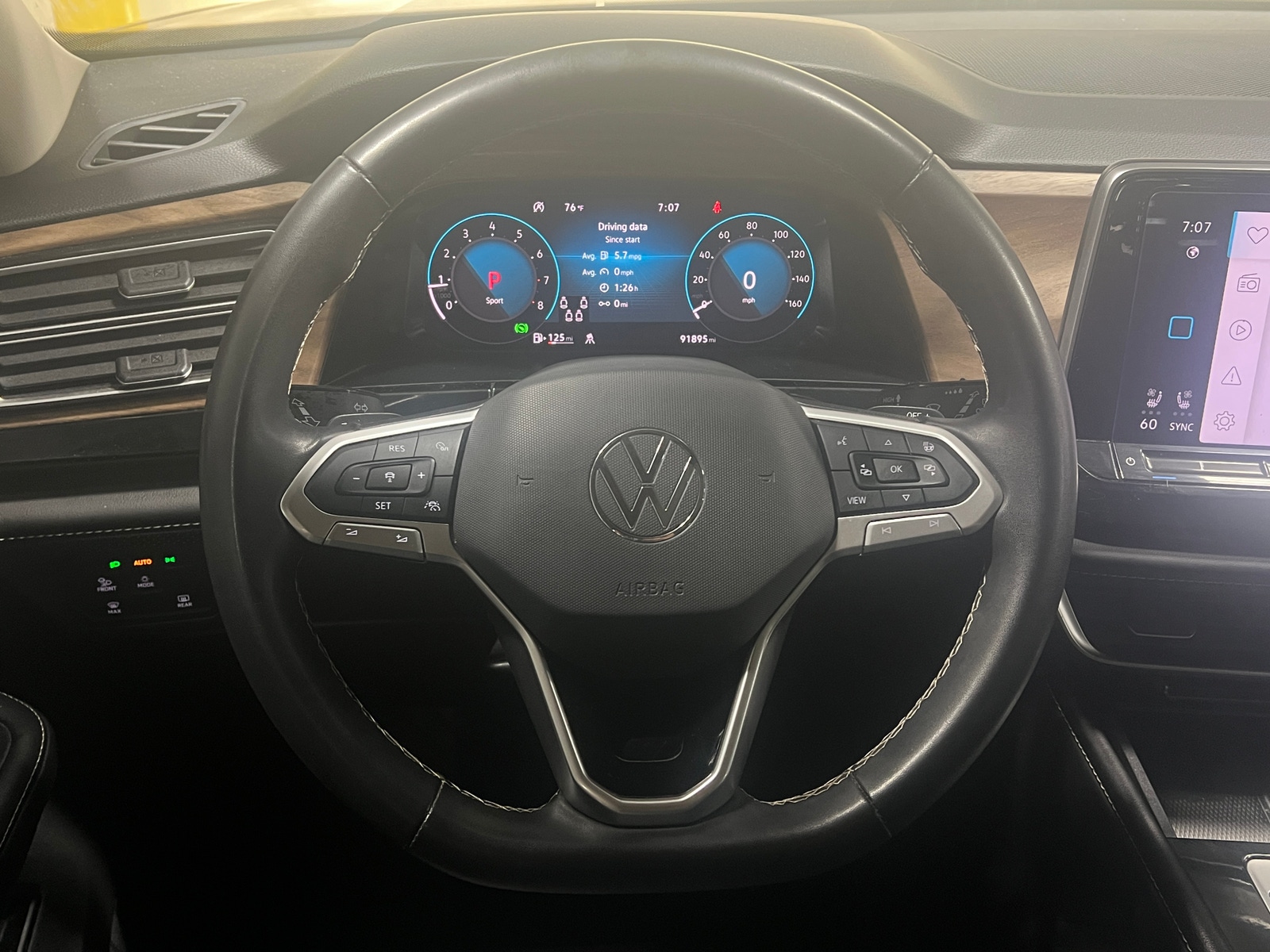 Thumbnail: 2024 Volkswagen Atlas - 4