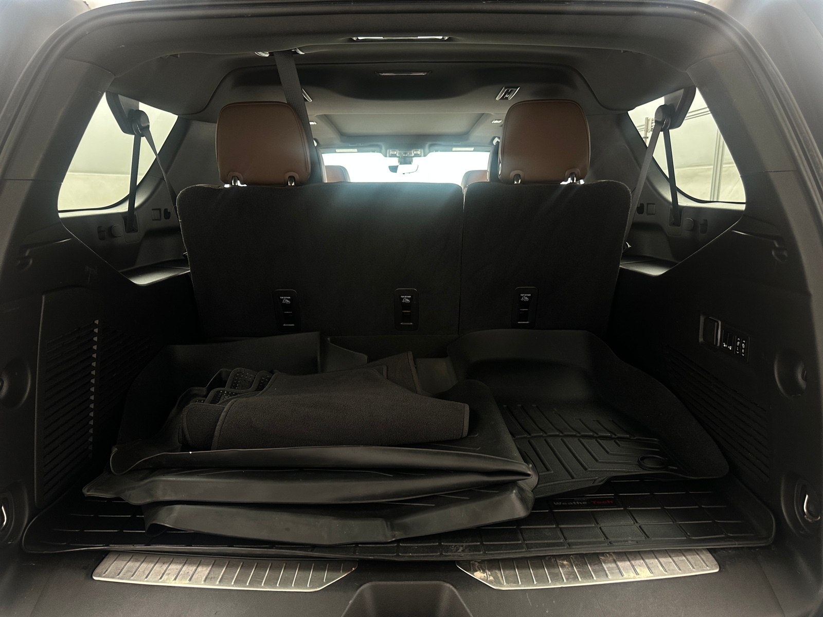 Thumbnail: 2021 Chevrolet Suburban - 6
