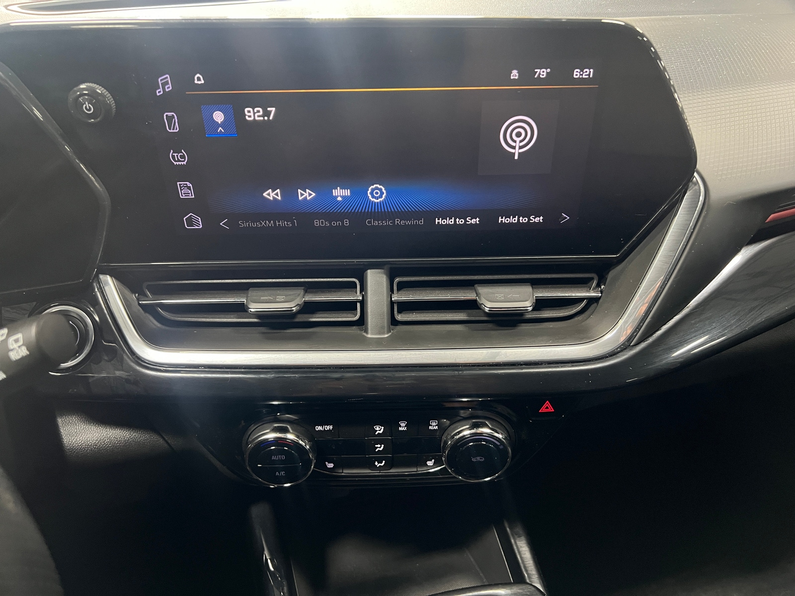 Thumbnail: 2025 Chevrolet Trax - 3