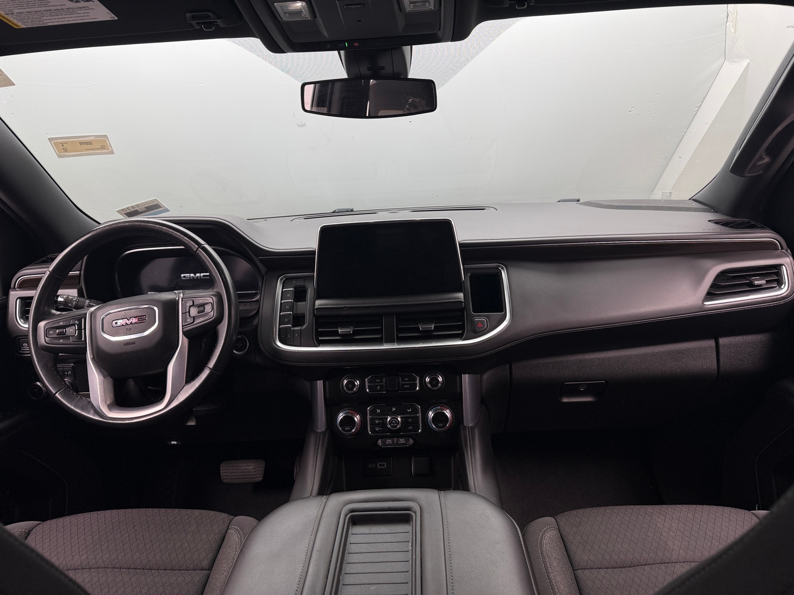 Thumbnail: 2022 GMC Yukon - 3