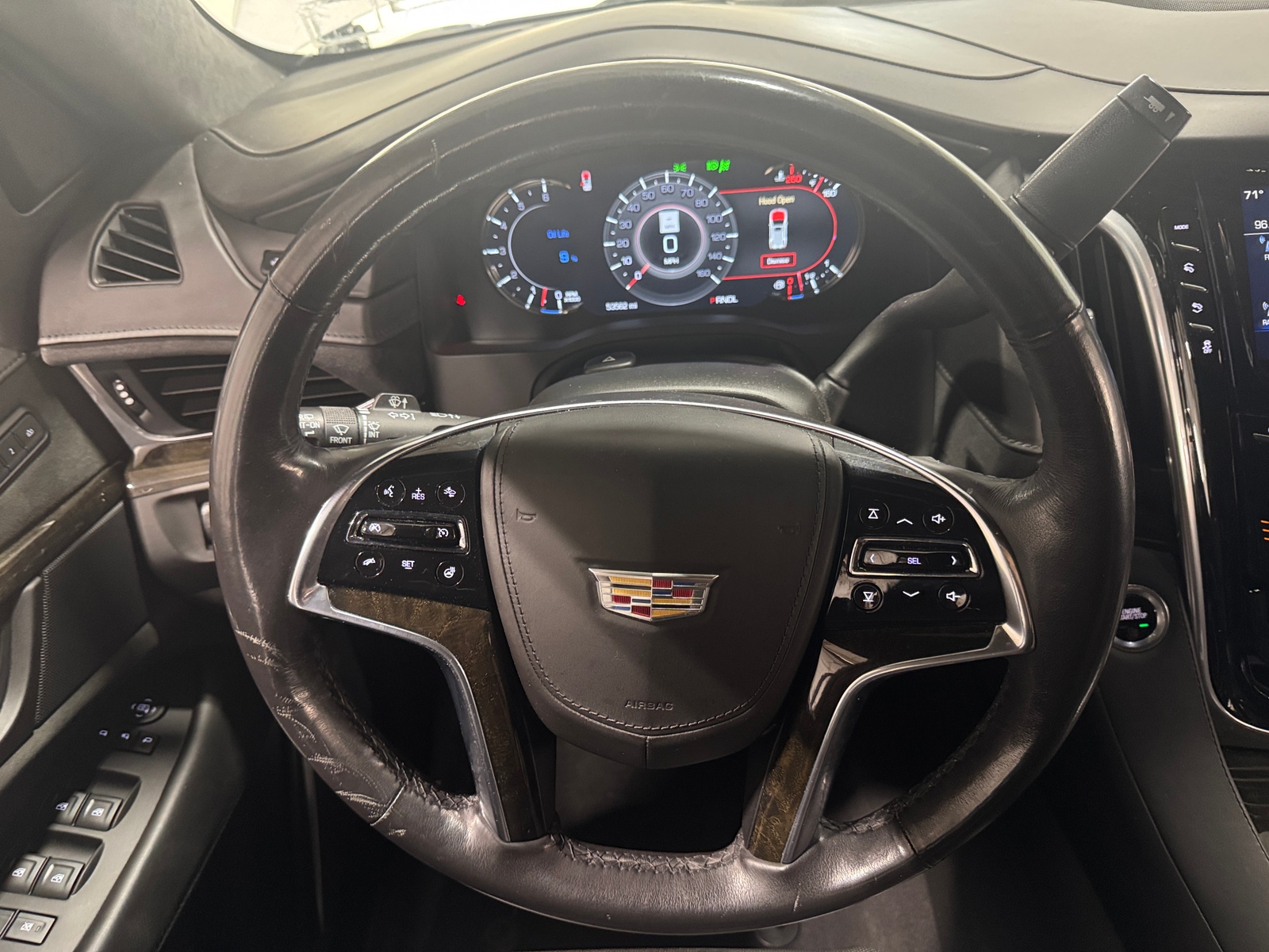 Thumbnail: 2020 Cadillac Escalade - 4
