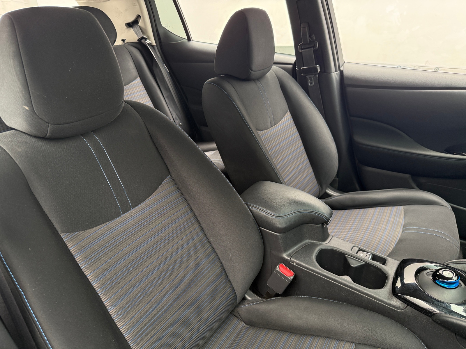Thumbnail: 2022 Nissan Leaf - 2