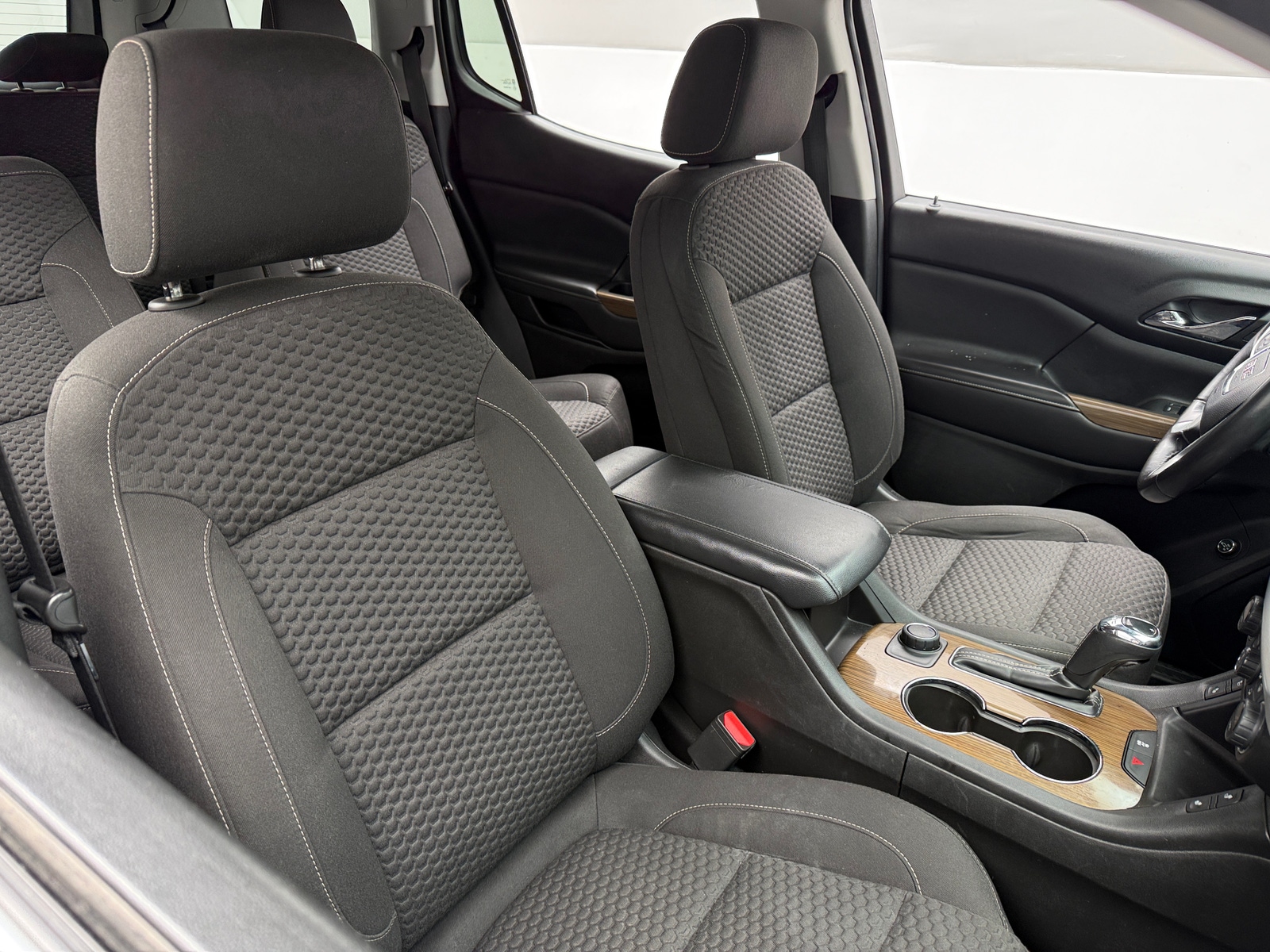 Thumbnail: 2017 GMC Acadia - 2