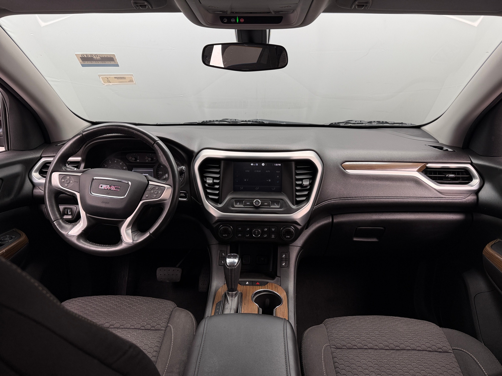Thumbnail: 2017 GMC Acadia - 3