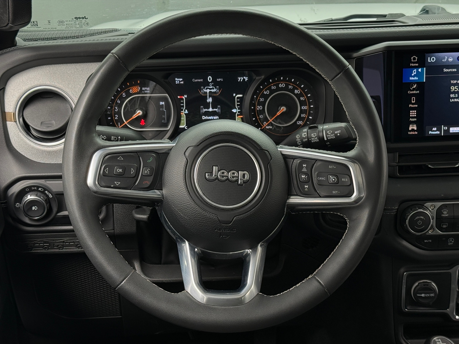 Thumbnail: 2025 Jeep Wrangler - 5