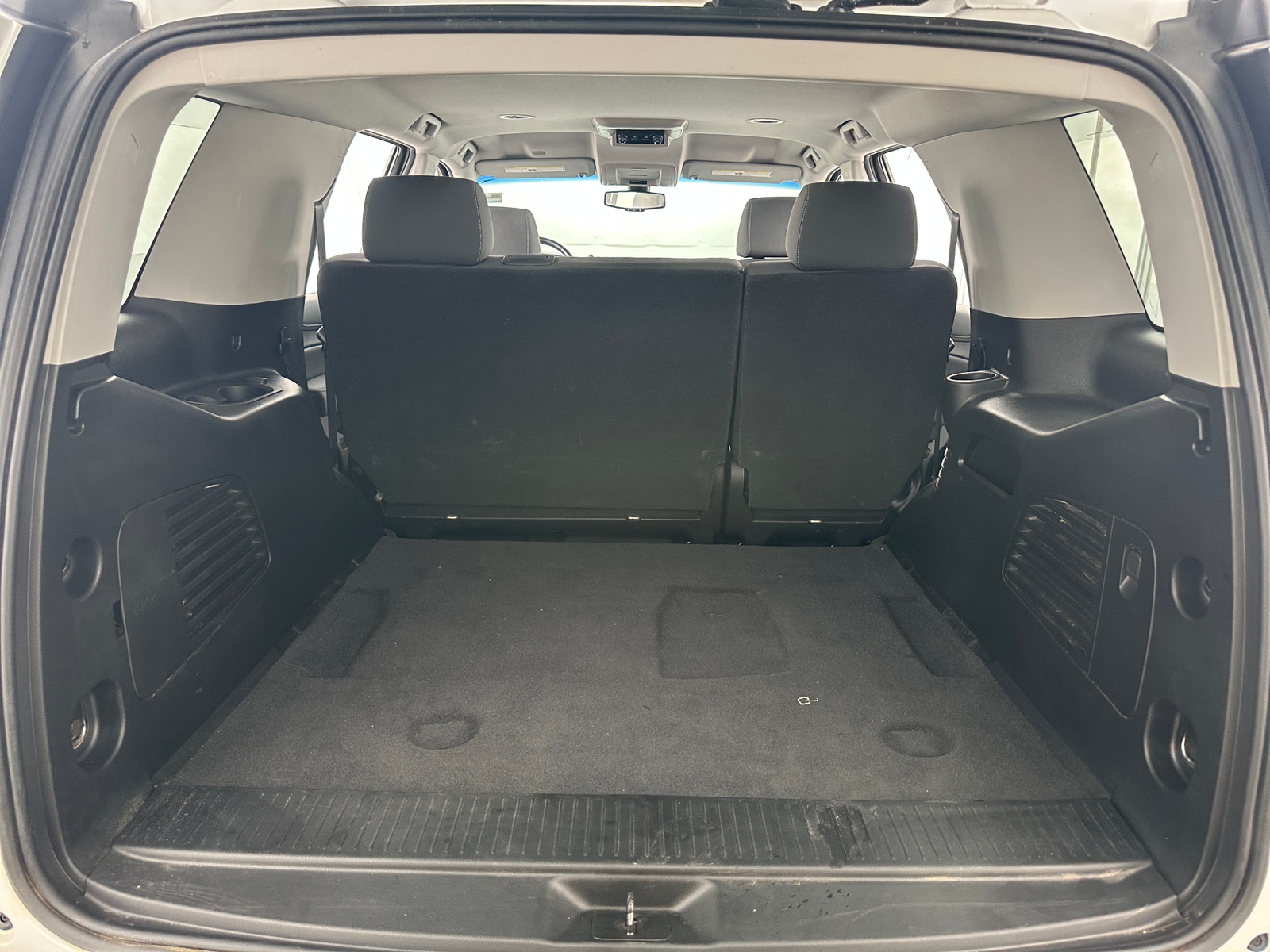 Thumbnail: 2019 Chevrolet Tahoe - 7