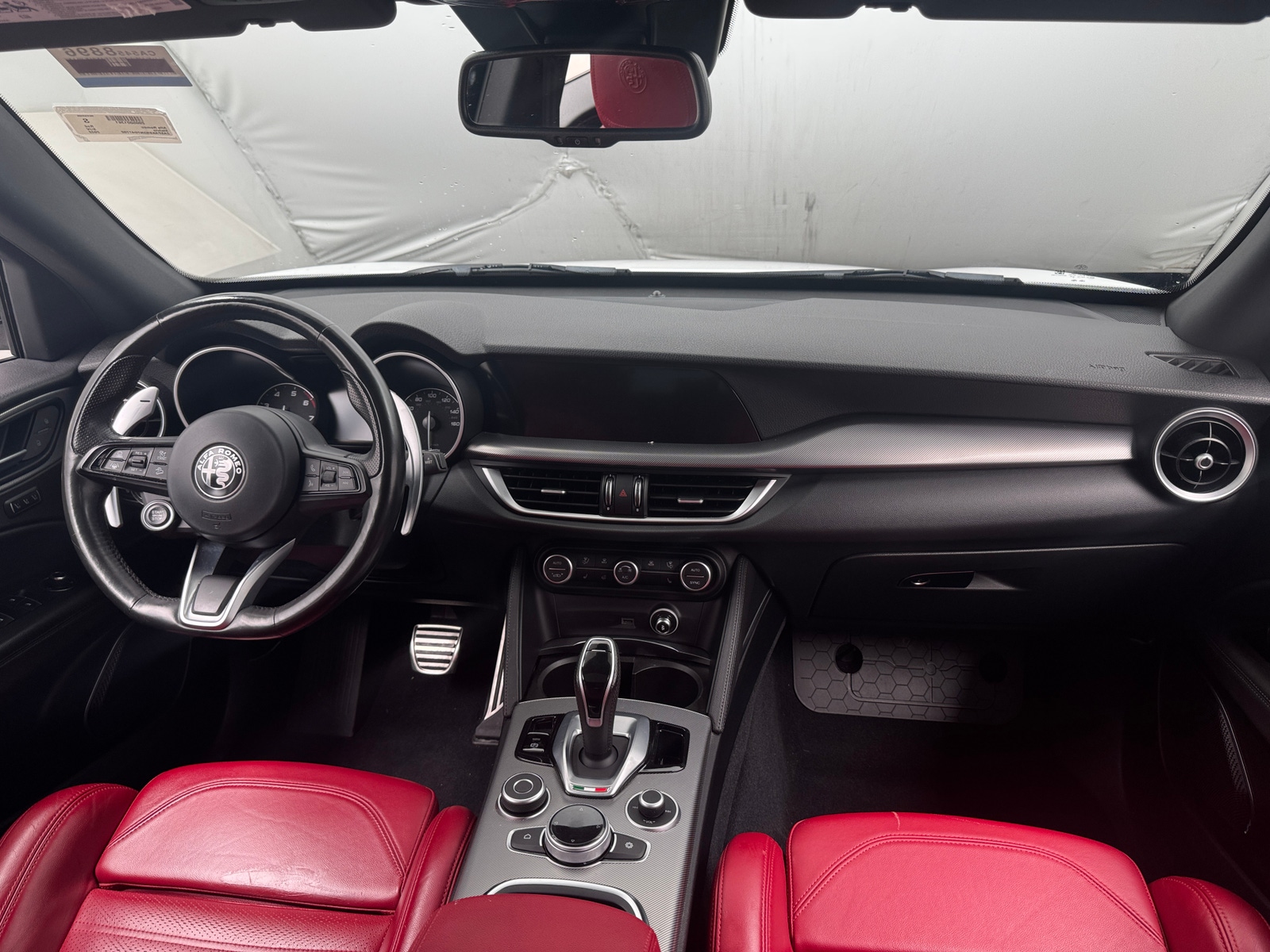 Thumbnail: 2022 Alfa Romeo Stelvio - 2