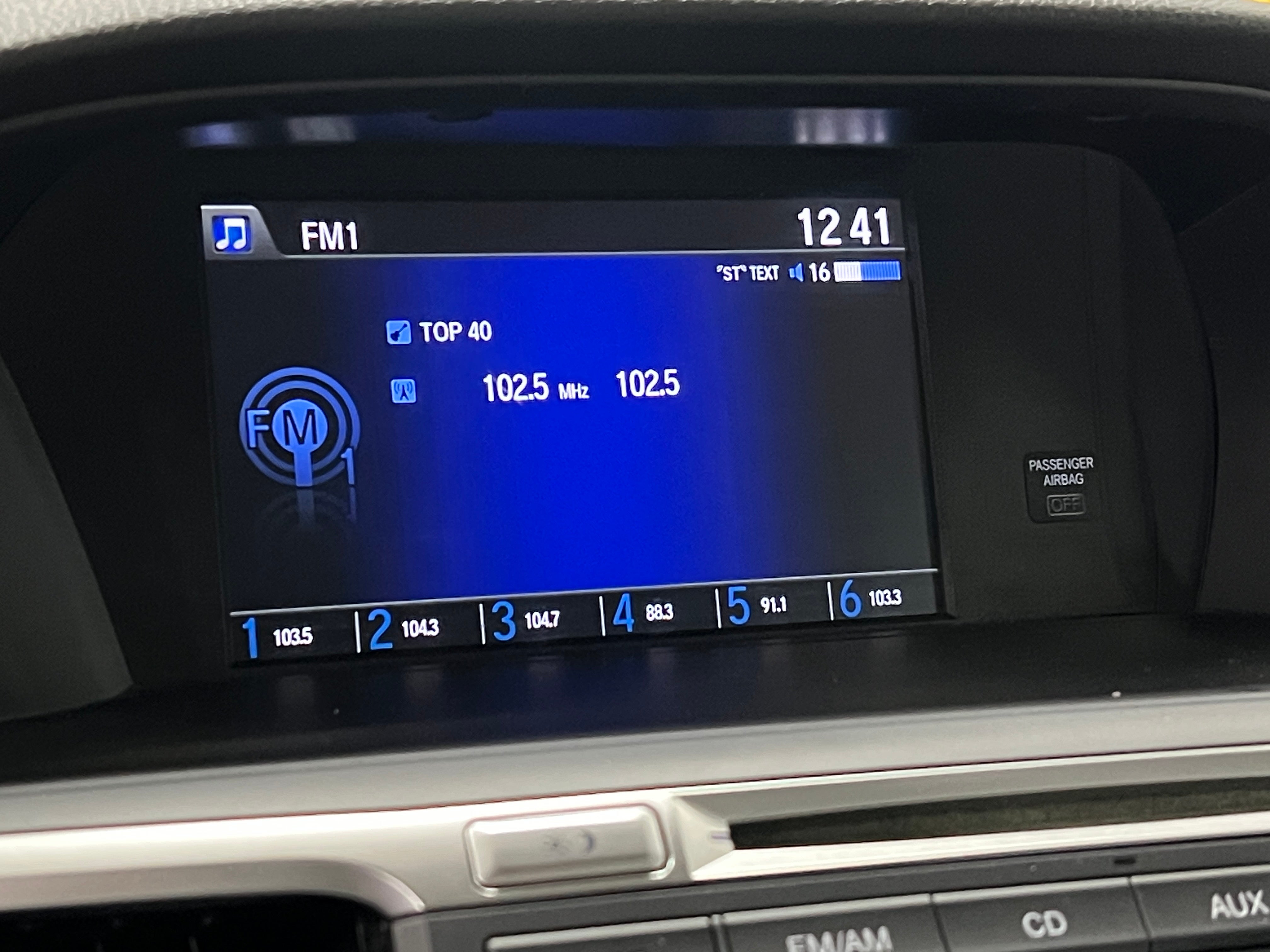 2017 Honda Accord LX - Photo 10