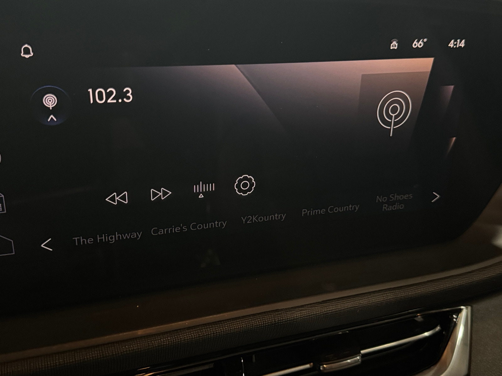 Thumbnail: 2024 Buick Envista - 3