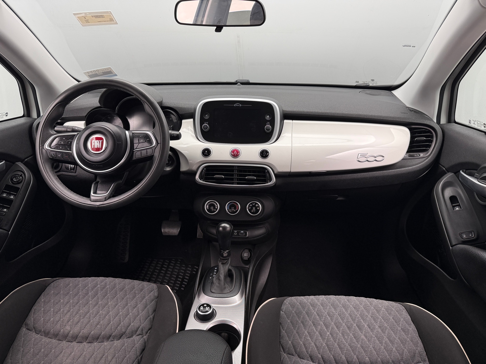 Thumbnail: 2019 Fiat 500X - 3