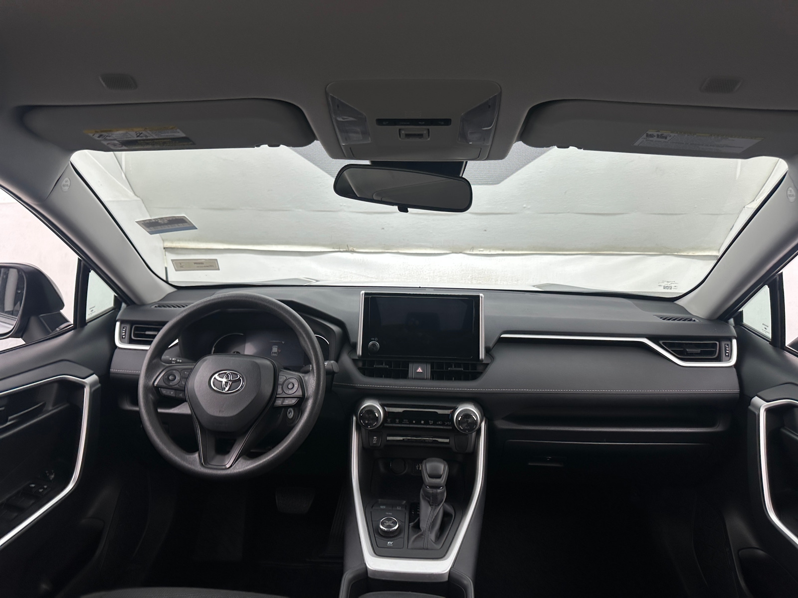 Thumbnail: 2025 Toyota RAV4 - 3