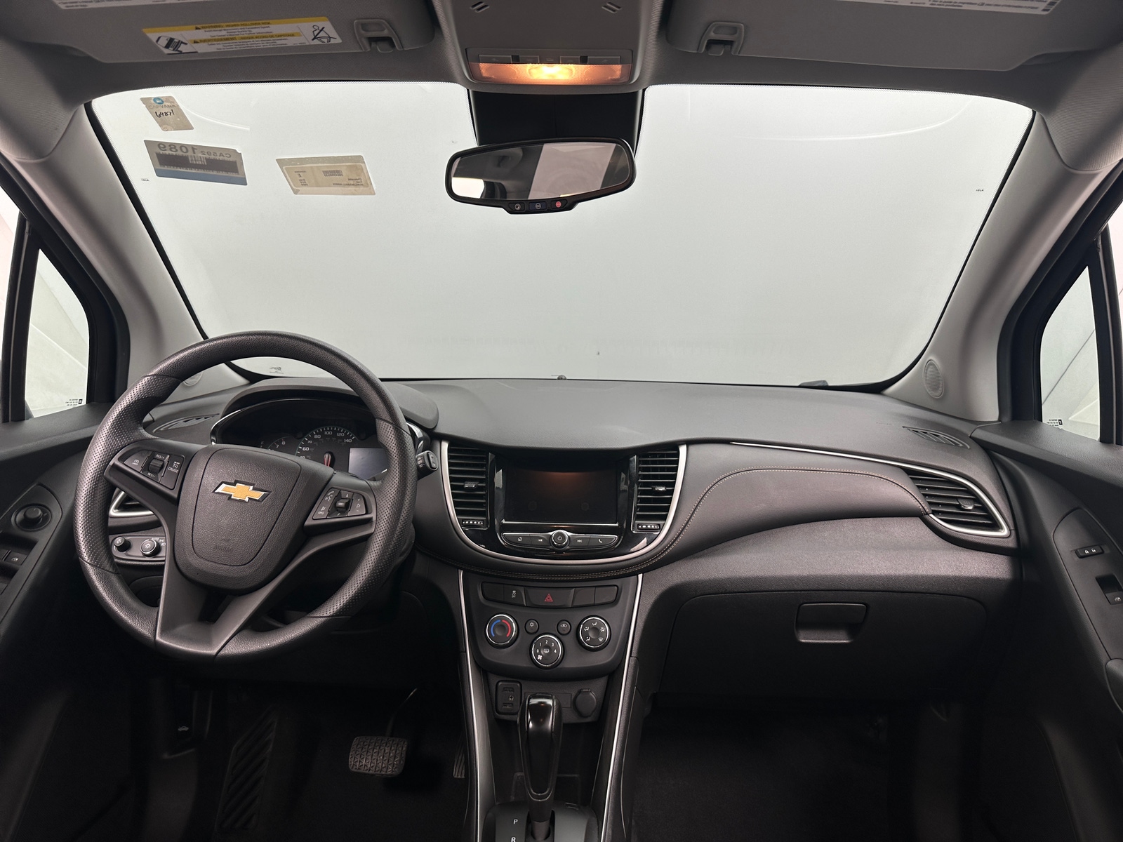Thumbnail: 2020 Chevrolet Trax - 3
