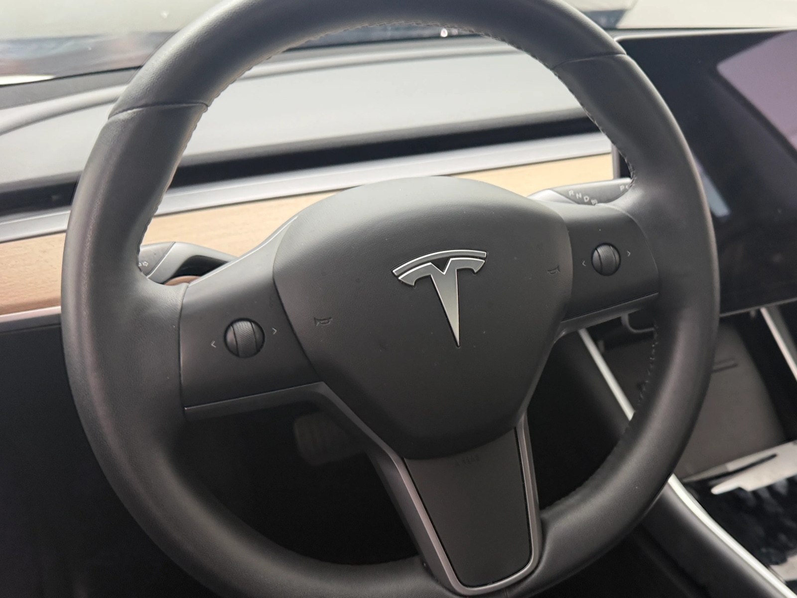 Thumbnail: 2020 Tesla Model 3 - 4