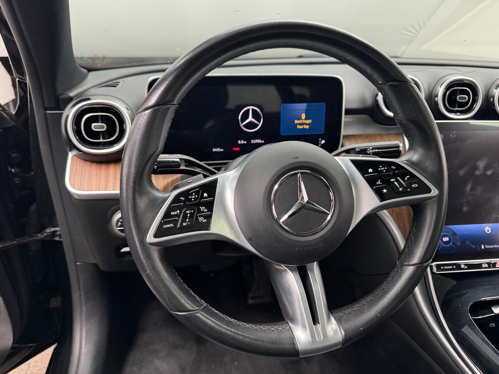 Thumbnail: 2025 Mercedes-Benz C-Class - 4