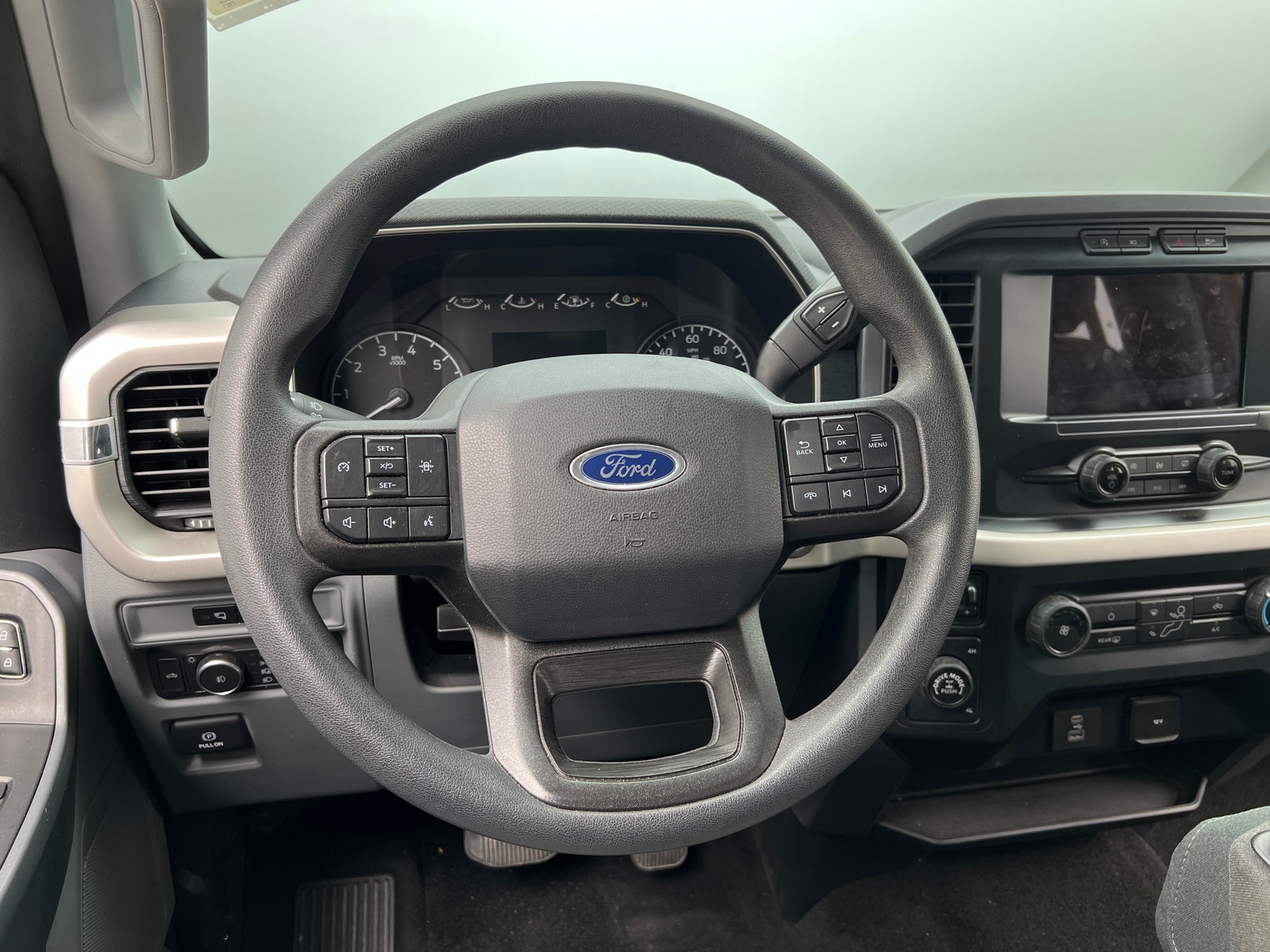 Thumbnail: 2021 Ford Econoline - 5