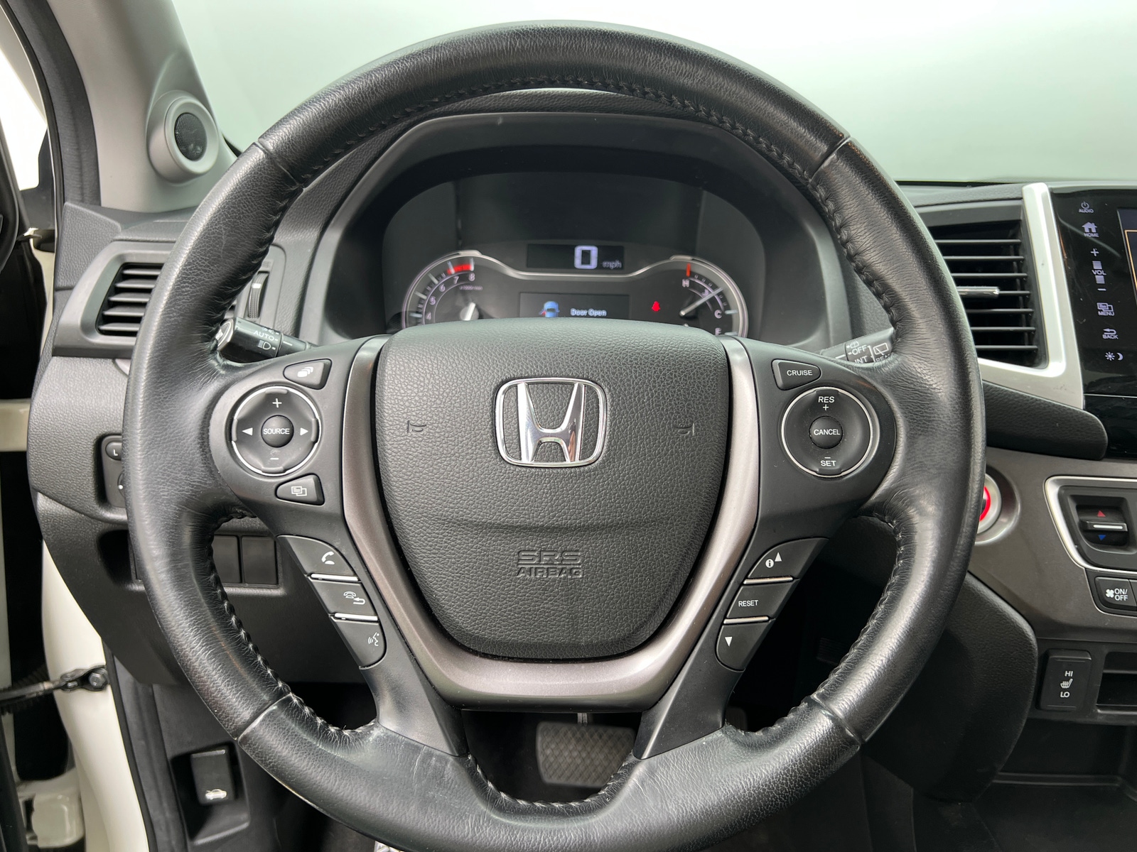 Thumbnail: 2018 Honda Pilot - 4