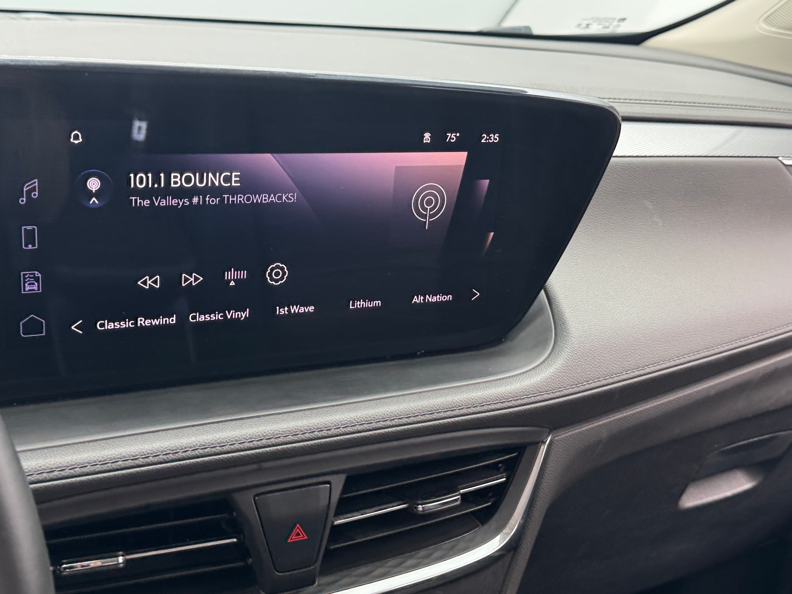 Thumbnail: 2025 Buick Encore GX - 3