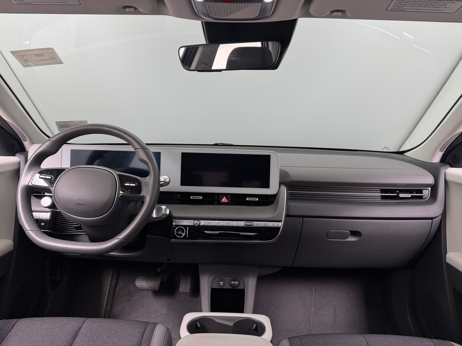 Thumbnail: 2024 Hyundai Ioniq 5 - 3