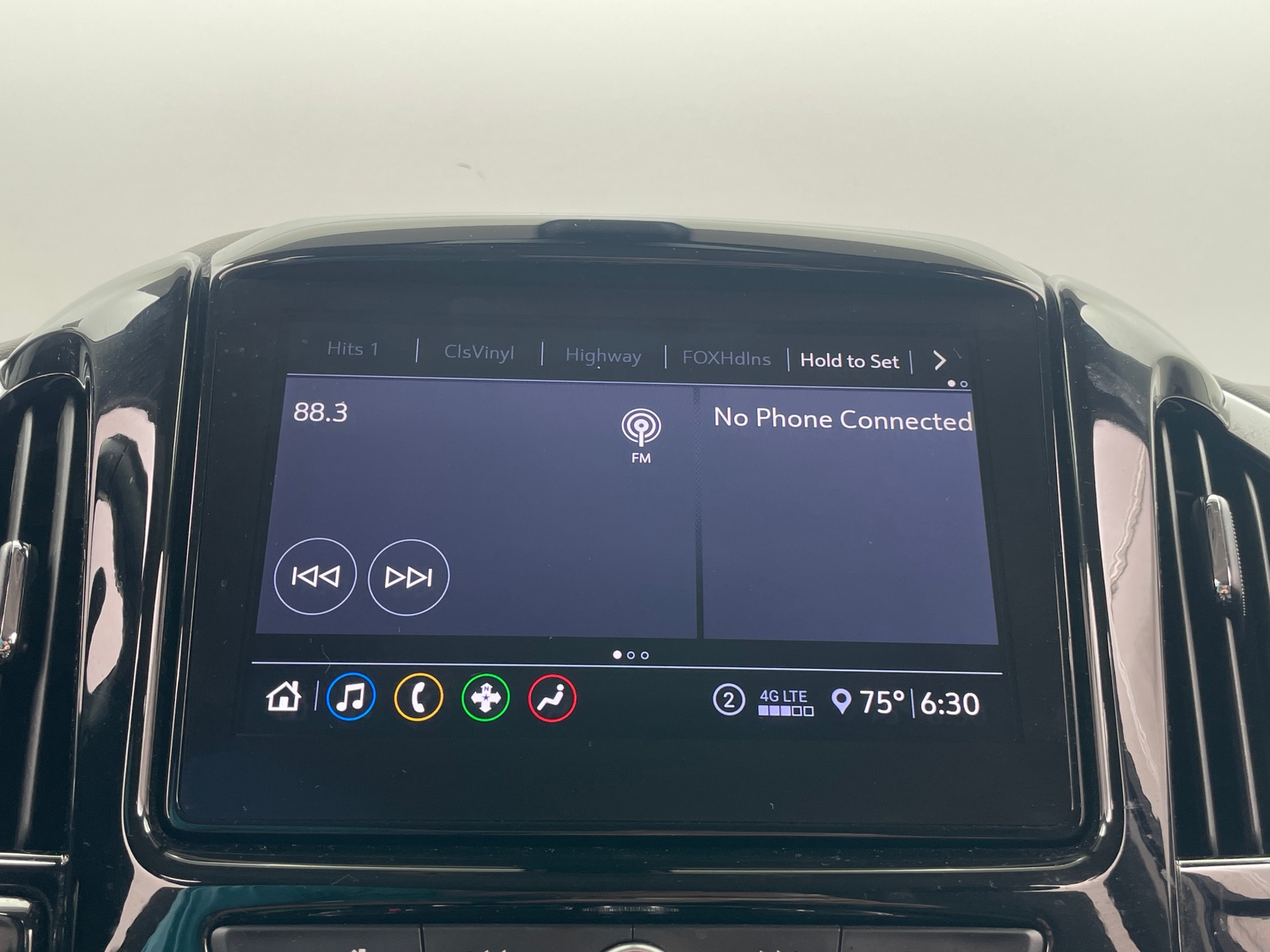 Thumbnail: 2020 Chevrolet Traverse - 4