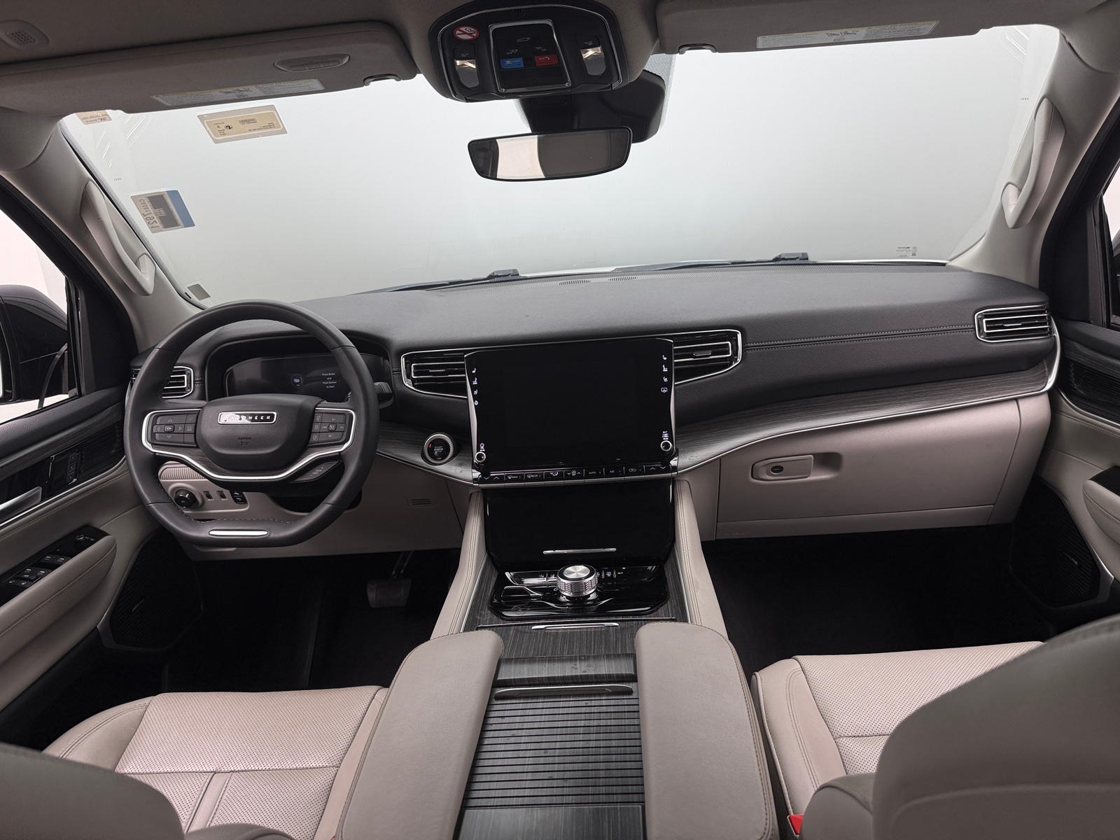 Thumbnail: 2024 Jeep Wagoneer - 2