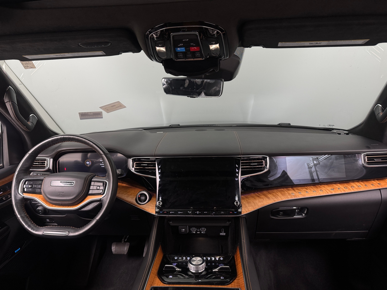 Thumbnail: 2023 Jeep Grand Wagoneer - 2