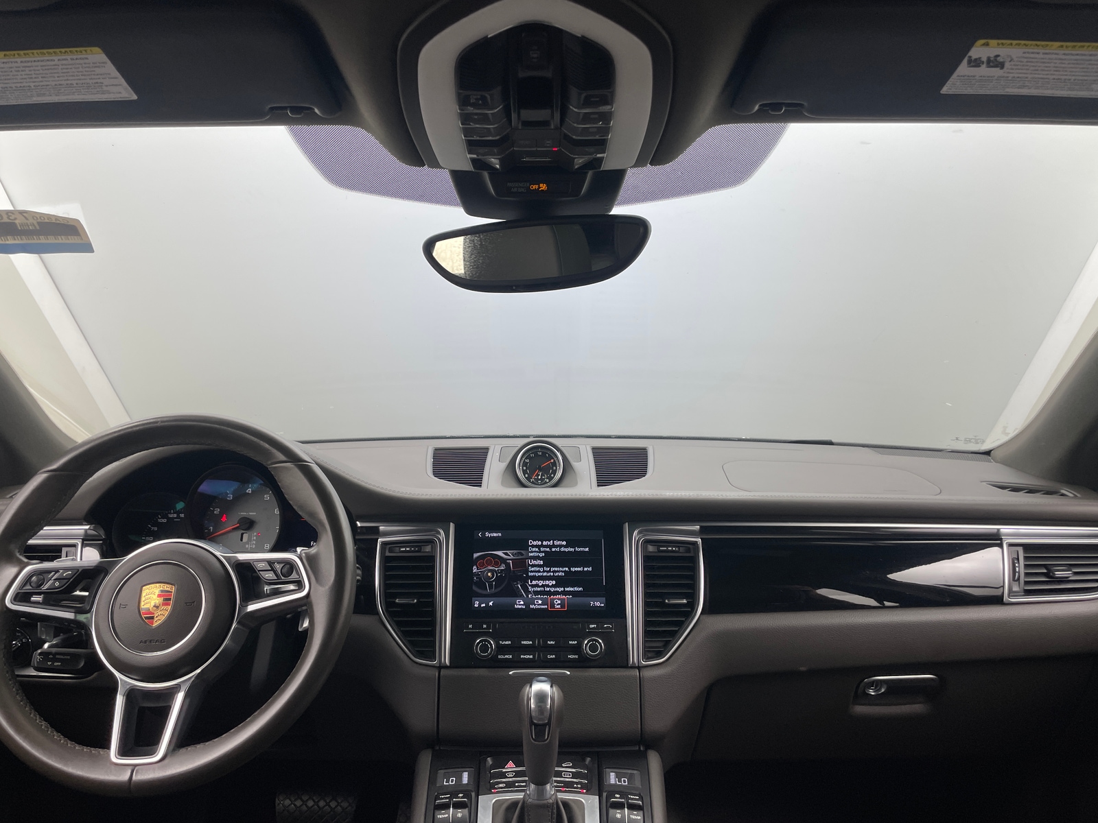Thumbnail: 2018 Porsche Macan - 2