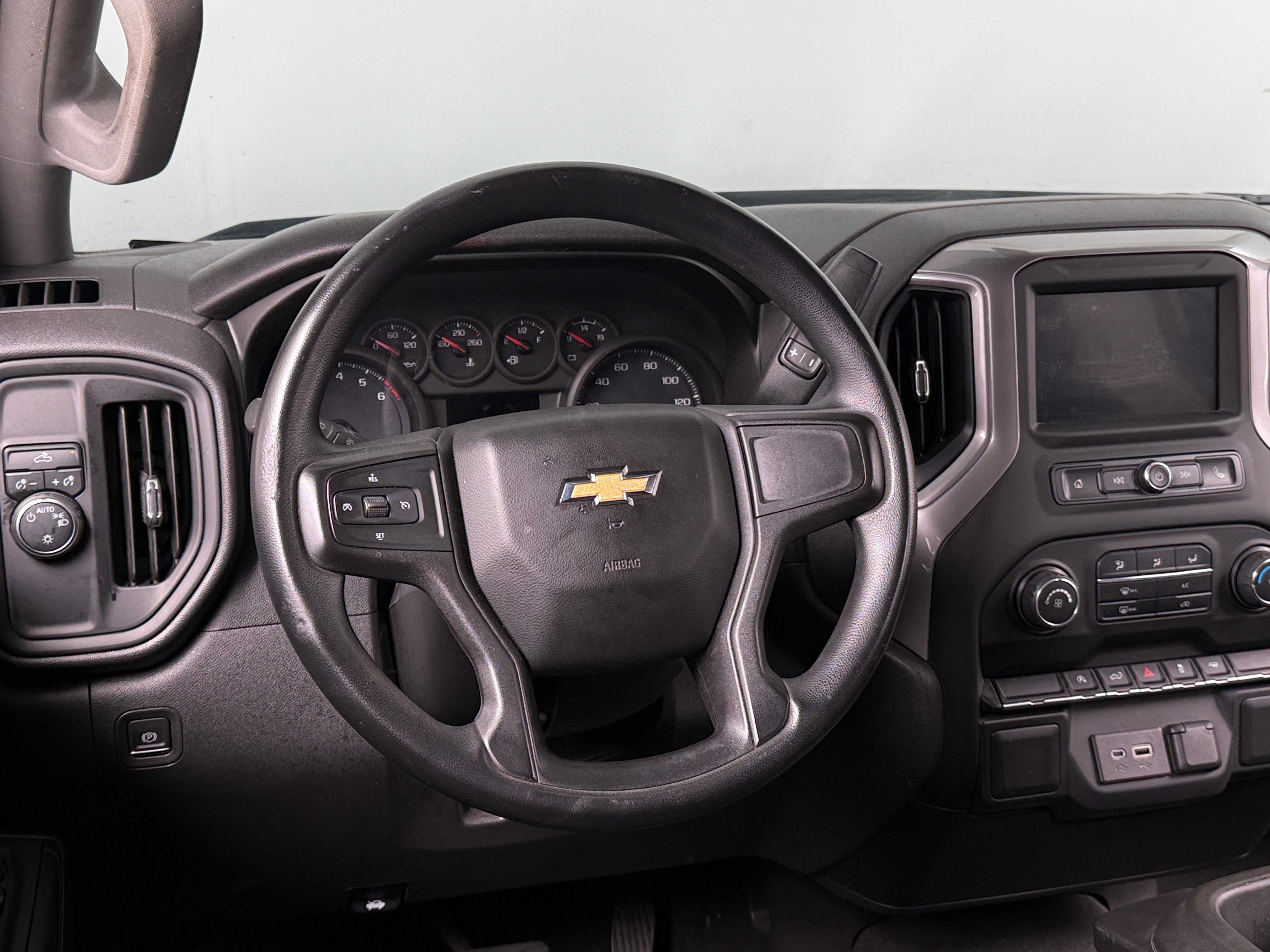 2022 Chevrolet Silverado 1500 Limited Custom - Photo 8