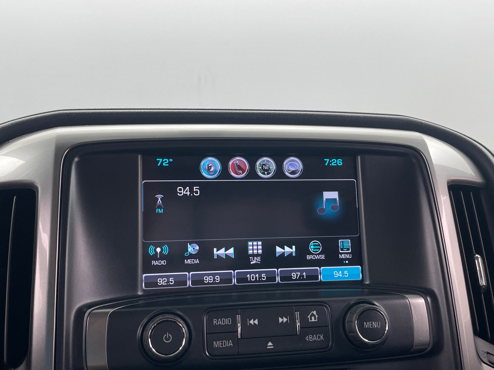 Thumbnail: 2016 Chevrolet Silverado 1500 - 3