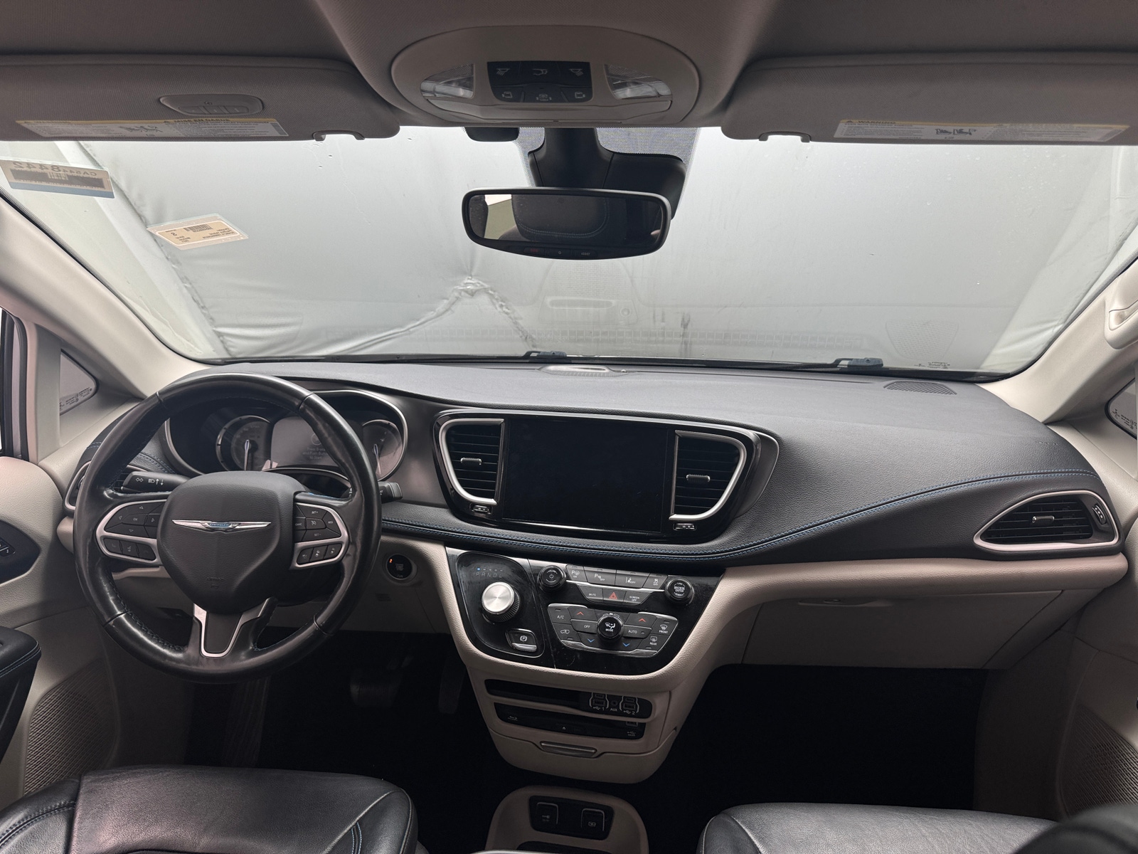 Thumbnail: 2021 Chrysler Pacifica - 2