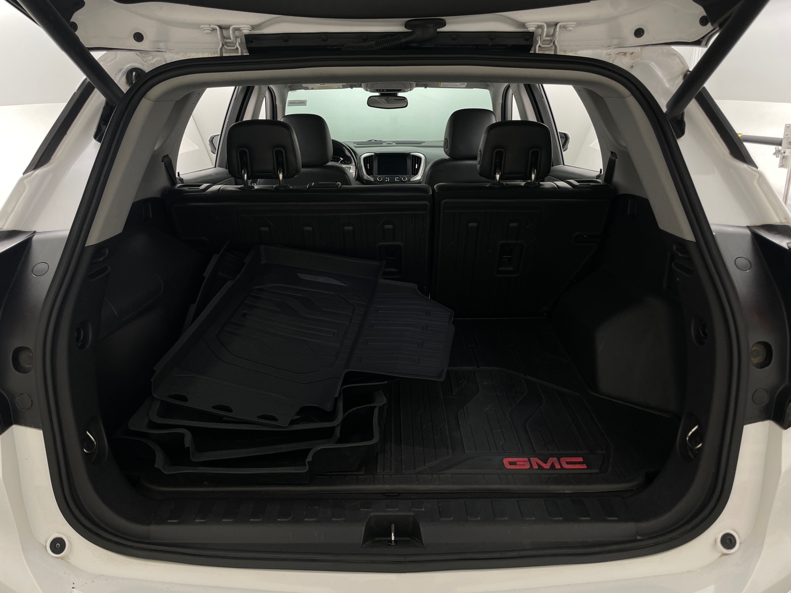 Thumbnail: 2020 GMC Terrain - 6
