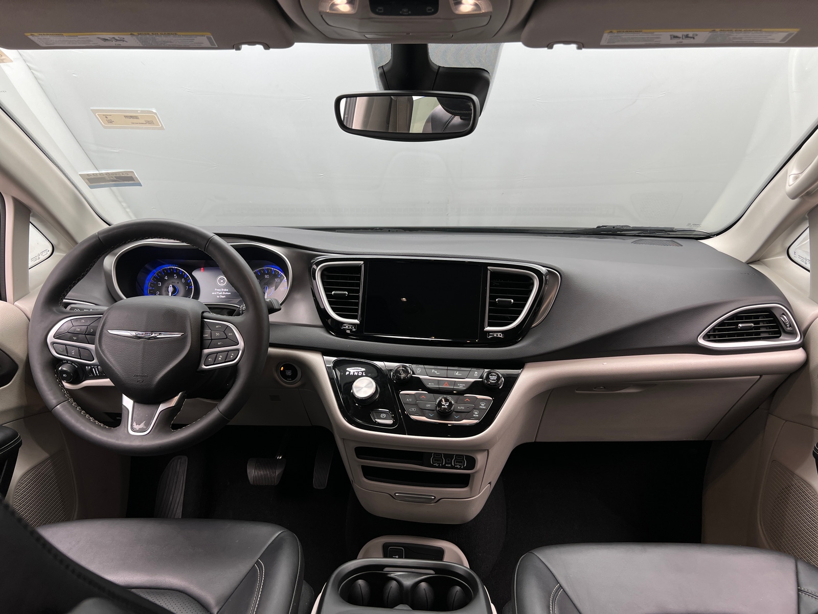 Thumbnail: 2024 Chrysler Pacifica - 2